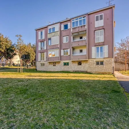 Rosa Apartment Porec
